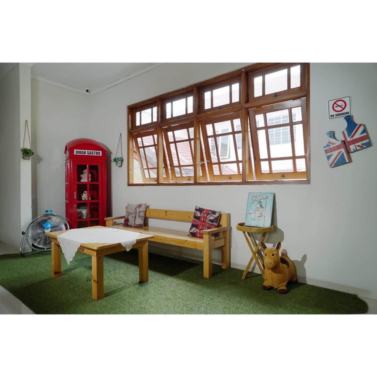 Hotel Omah Sastro 2 à Yogyakarta Extérieur photo